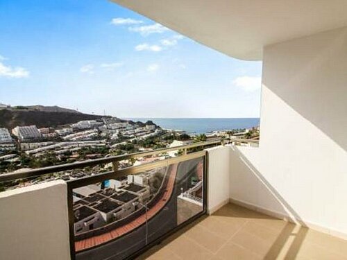 Main Photo of a 1 bedroom  Apartment for sale