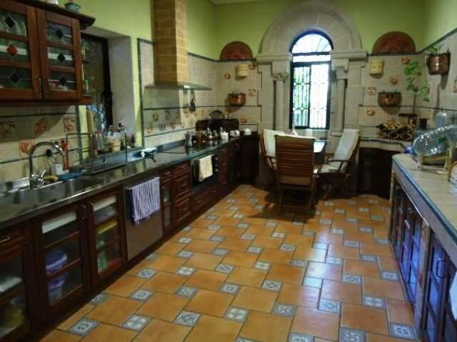 Main Photo